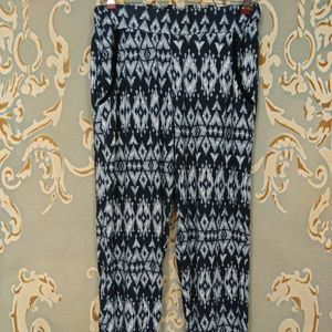 Katsumi Womens Slim Joggers Dark Green Boho Aztec Print Size 10 Dark Green